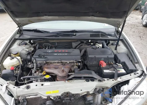 2005 Toyota Camry Le z USA, uszkodzony, nr VIN 4T1BE30K15U098013